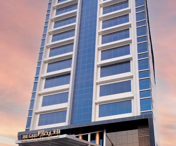 The Gate Hotel And Apartments